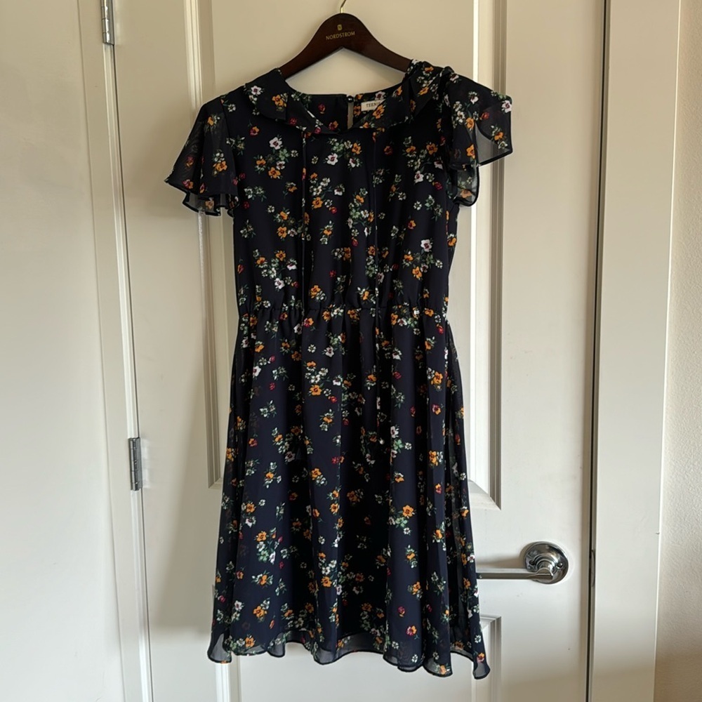 Teenie weenie floral dress